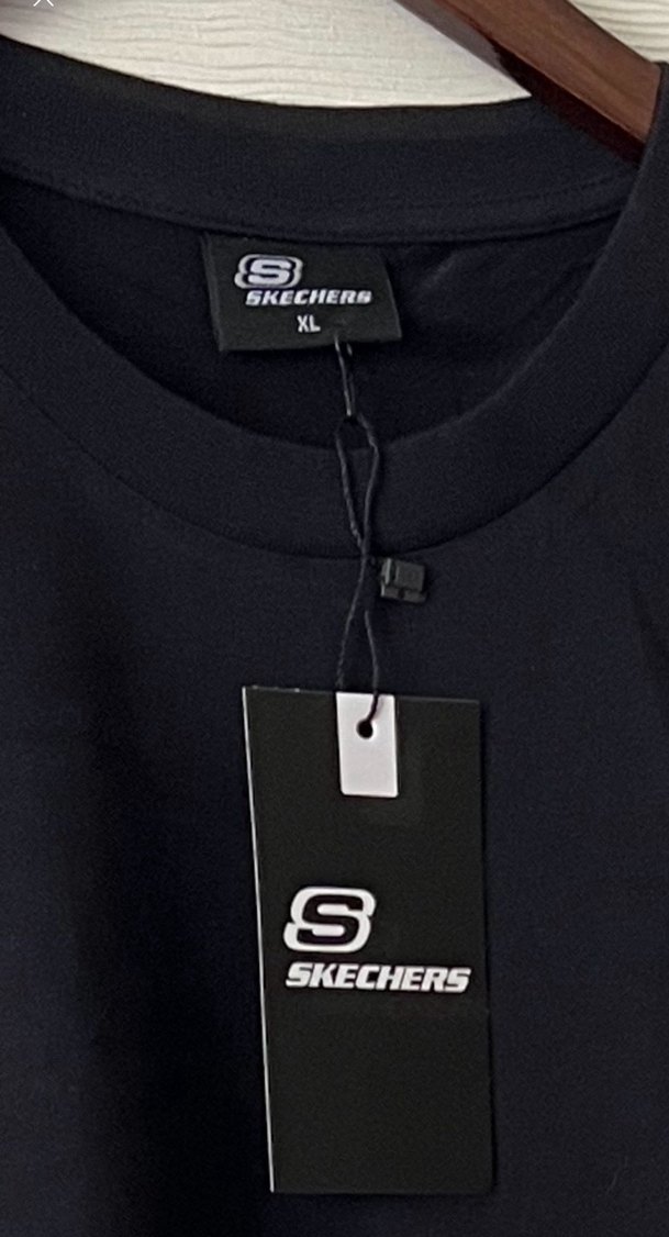 Erkek Siyah Baskılı Kısa Kollu Tişört
SKECHERS orijinal - Görsel 4