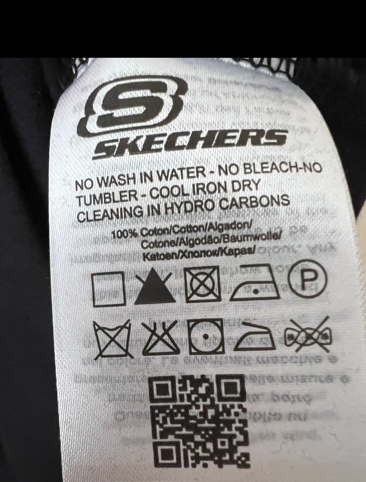 Erkek Siyah Baskılı Kısa Kollu Tişört
SKECHERS orijinal - Görsel 2