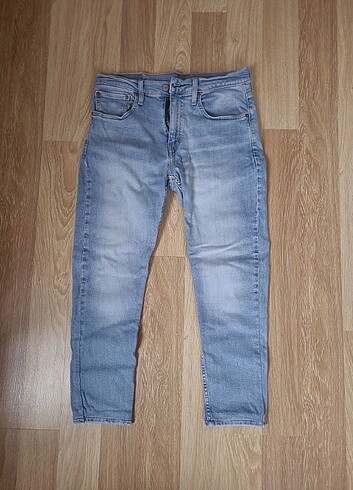 Levis Jeans