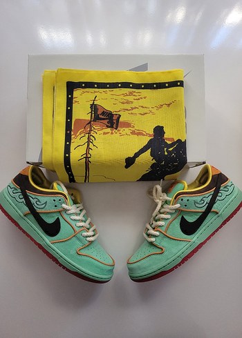 Nike SB Dunk 
