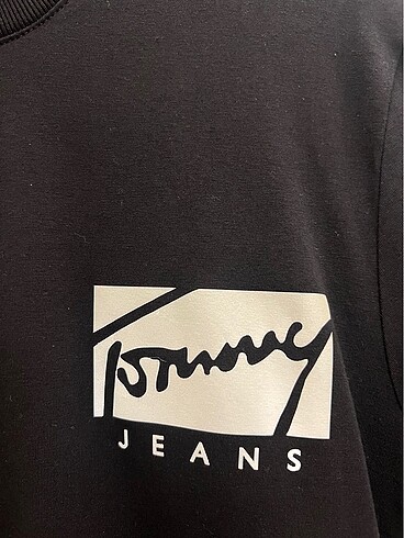 m Beden Tommy Jeans Erkek tişört