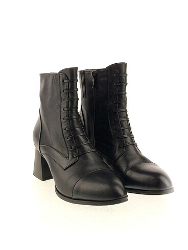 Vintage Love Vintage Love Bot %70 İndirimli.