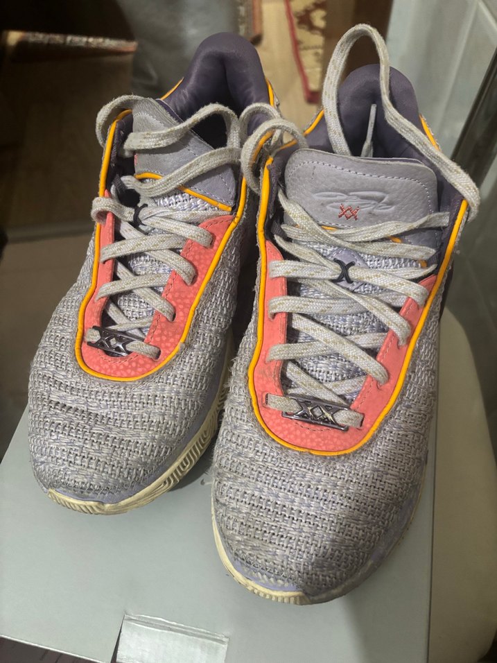 Nike Lebron XX Spor Ayakkabı - Görsel 2