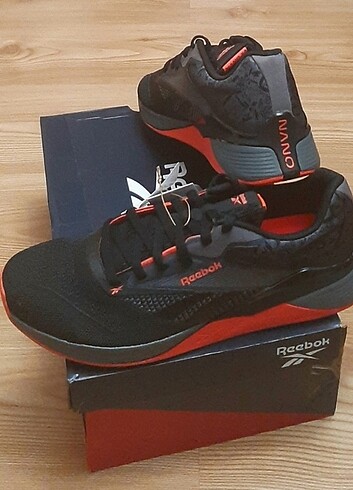 REEBOK NANO X4