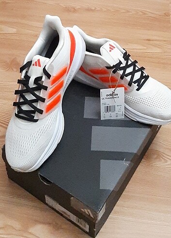 ADİDAS ULTRABOUNCE - Görsel 6