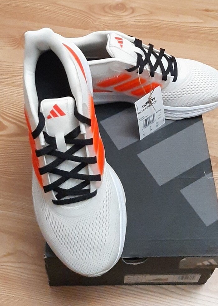 ADİDAS ULTRABOUNCE - Görsel 2