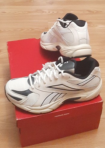 Reebok 42