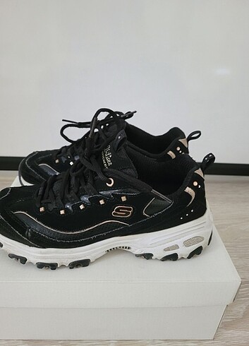 36,5 Beden siyah Renk 36.5 Skechers ayakkabı