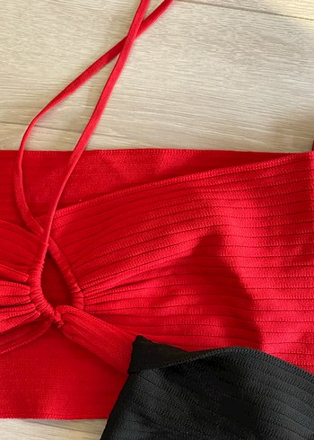 Diğer Minimalist Kırmızı ve siyah Mini Bralet