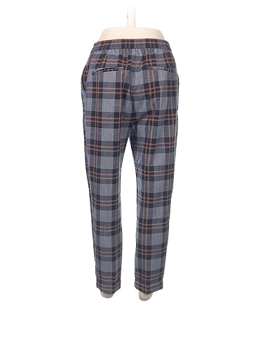 l Beden Pull and Bear Düz Kesim %70 İndirimli.
