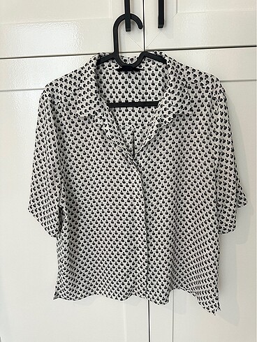 H&M Desenli Kısa Gömlek