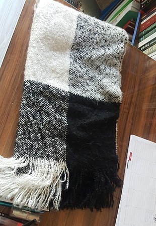 LCW Uzun atkı.