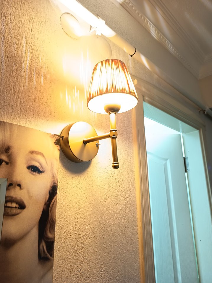 Altın Renkli Duvar Lambası - Görsel 5
