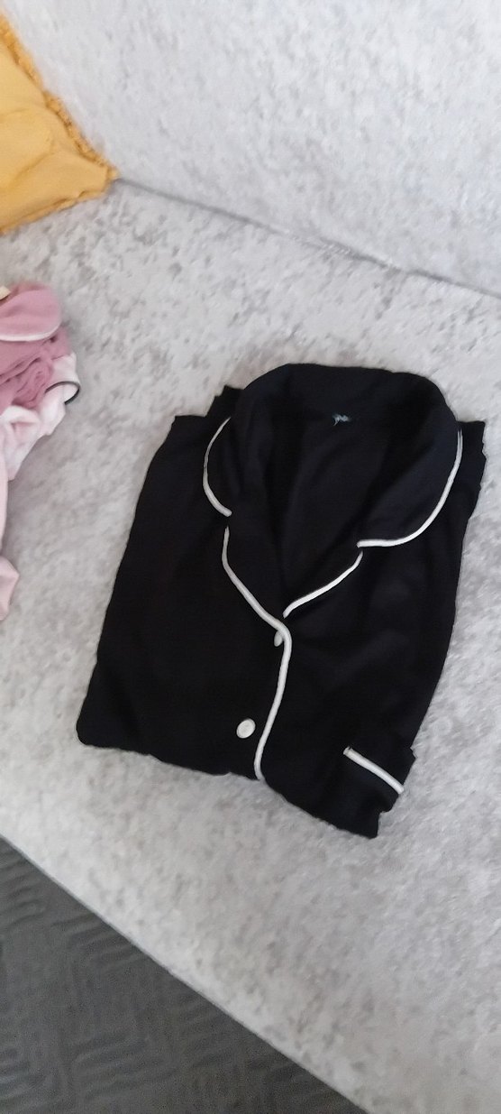 Siyah Kısa Kollu Kadın Pijama Takımı - Görsel 2