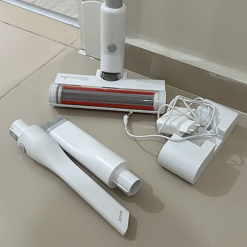 Beden Xiaomi dik süpürge