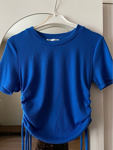 zara mavi yandan büzgülü crop