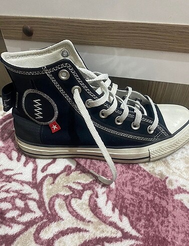 Converse Converse