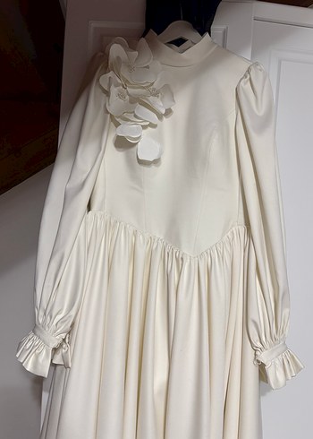 Uzun Beyaz Drapeli Gelinlik - Görsel 6