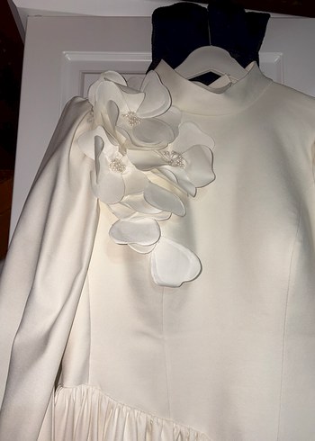 Uzun Beyaz Drapeli Gelinlik - Görsel 5