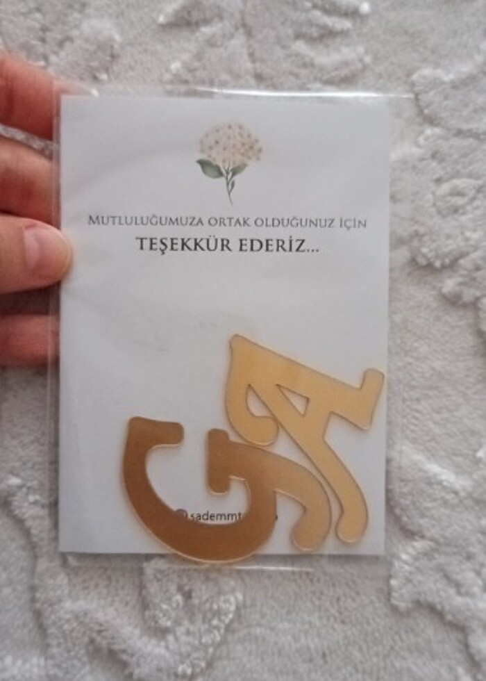 Arkası yapışkanlı harf  G ve A ve mum hediyeli - Görsel 4