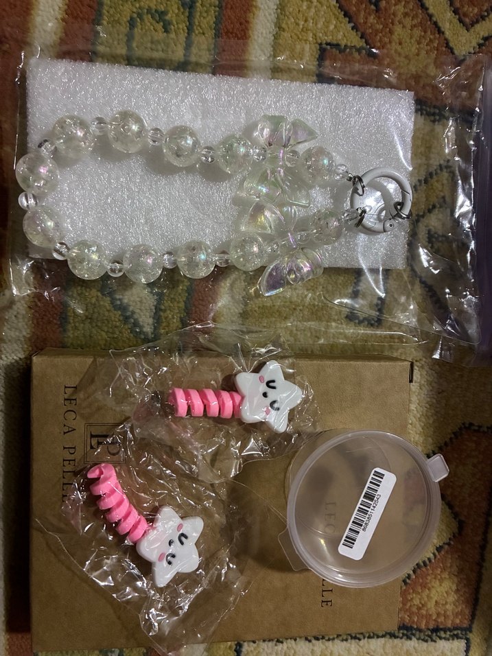 Şeffaf Kurdeleli Boncuklu Zincir Detaylı telefon charmı - Görsel 5