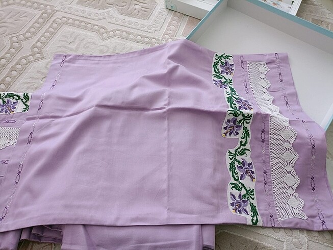 Çift kişilik lila pamuk saten nakışlı nevresim takımı - Görsel 11