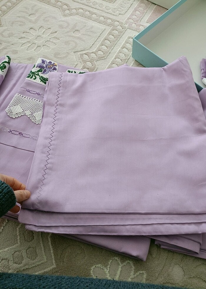Çift kişilik lila pamuk saten nakışlı nevresim takımı - Görsel 5