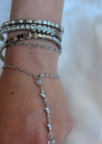 Gri Yılan Desenli Zincir Detaylı Kadın El Zinciri - Görsel 5