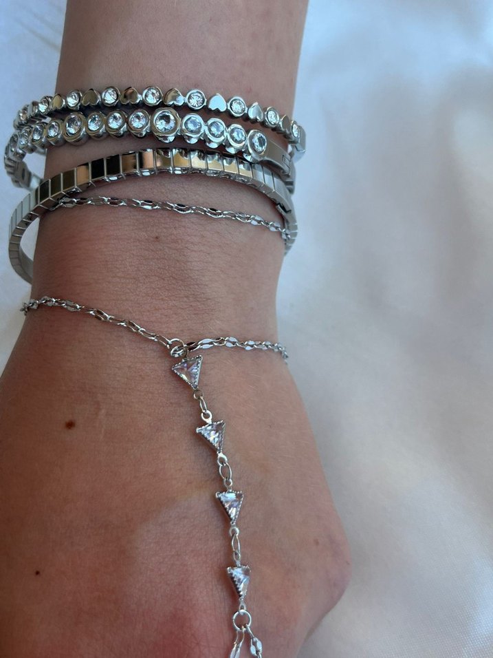 Gri Yılan Desenli Zincir Detaylı Kadın El Zinciri - Görsel 5