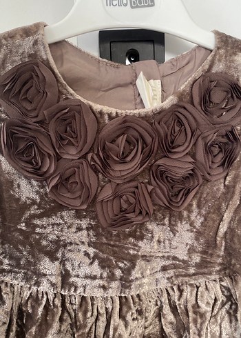 Kız Çocuk Kahverengi Nakışlı Kadife Elbise - Görsel 2