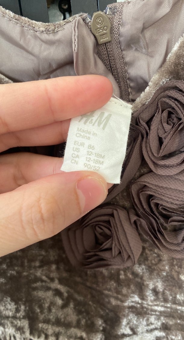 Kız Çocuk Kahverengi Nakışlı Kadife Elbise - Görsel 4