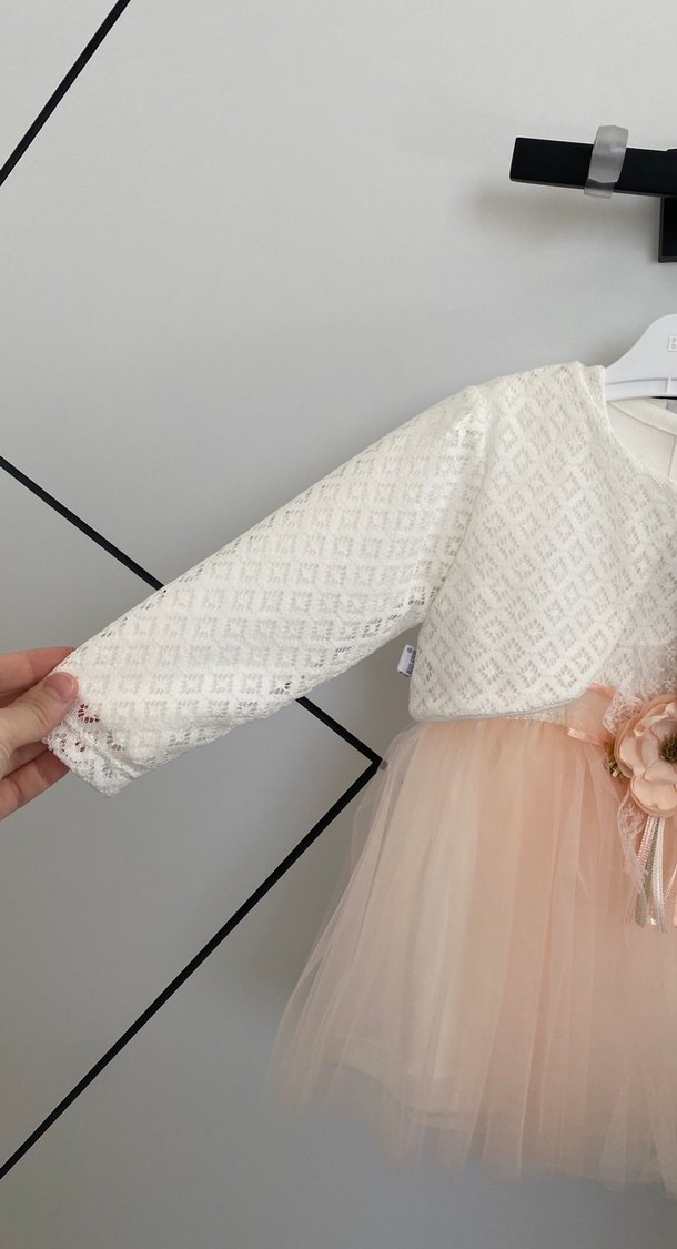 Kız Bebek Beyaz Dantelli Uzun Kollu Elbise - Görsel 4