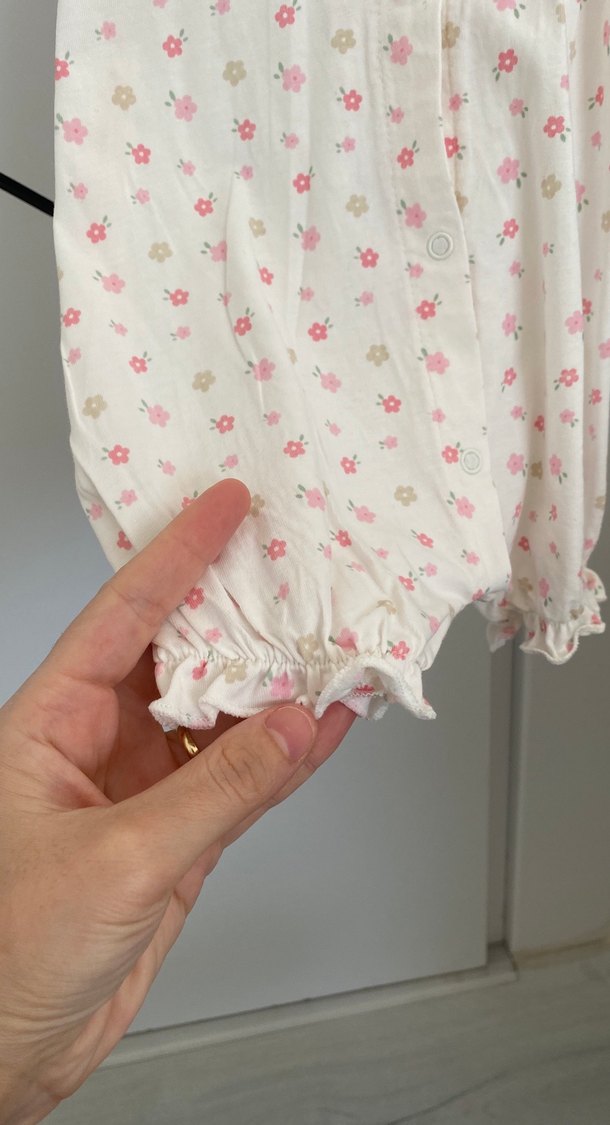 Düğmeli Bebek Kız Tulum Pastel Beyaz - Görsel 2