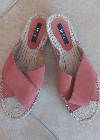 Pembe Süet Dolgu Topuklu Kadın Terlik - Görsel 4