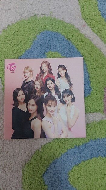  Beden TWICE 20 Fotokart, 2 Defter, 1 Magnet,6 Fotokart Posterler