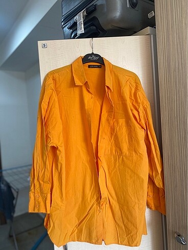 LC Waikiki Turuncu oversize gömlek