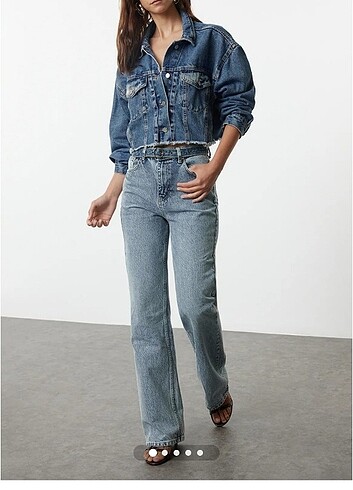 wide jeans