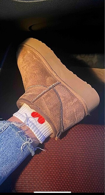 Mini Koyu Bej Suet İçi Kürklü Kalın Taban Ugg Bot