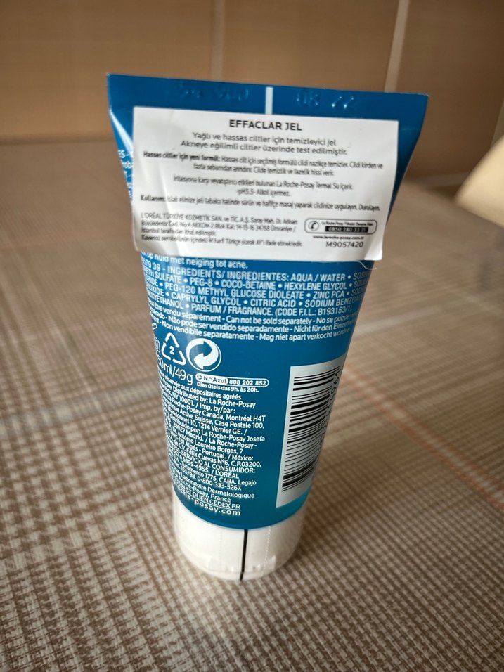 La Roche-Posay Effaclar Arındırıcı Yüz Temizleyici - Görsel 5