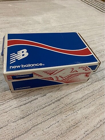 New Balance erkek çocuk orijinal ayakkabı 37.5