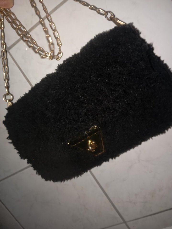 Siyah Kürk Detaylı Kadın Çanta - Görsel 2