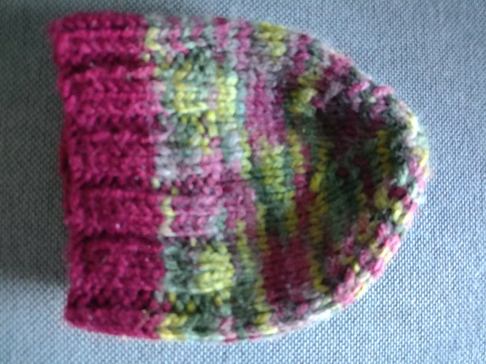 Çok Renkli Örgü bebek beresi - Görsel 2