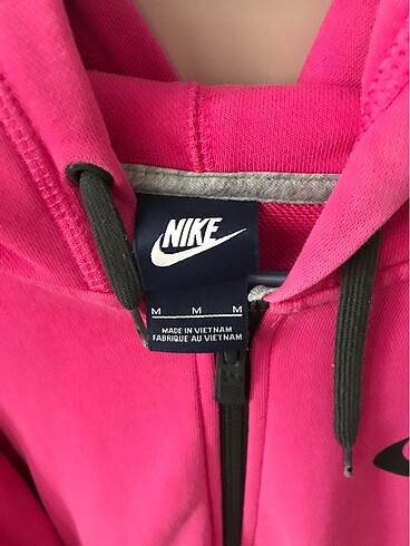 m Beden Nike hırka
