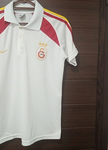 ORJİNAL GALATASARAY FORMASI GÖĞÜS GENİŞLİK = 54 = CM BEDEN = XL