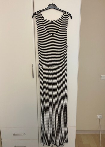 Lacivert Çizgili Uzun Pliseli Kolsuz Elbise - Görsel 2