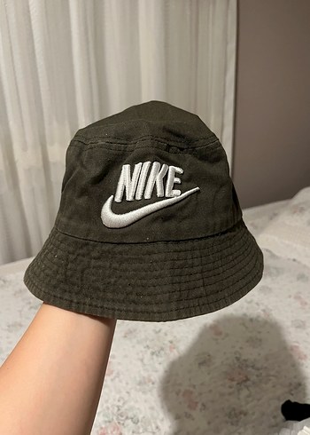 Nike Haki Bucket Sapka