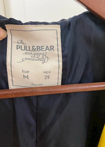 Sarı Düğmeli Midi Kadın Yağmurluk - Görsel 5