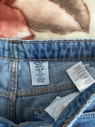 H&M H&M jean şort açık renk normal bel