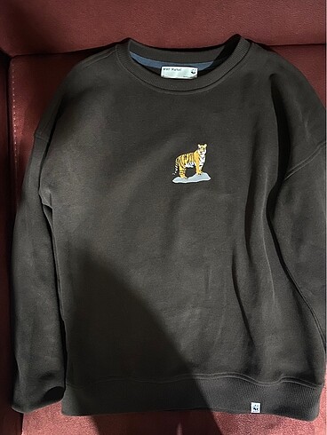 #wwf sweatshirt