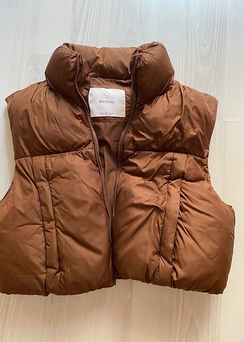 Bershka Kahverengi Yüksek Yakalı Şişme Yelek